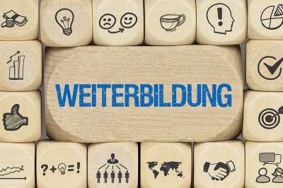 Schriftzug Weiterbildung